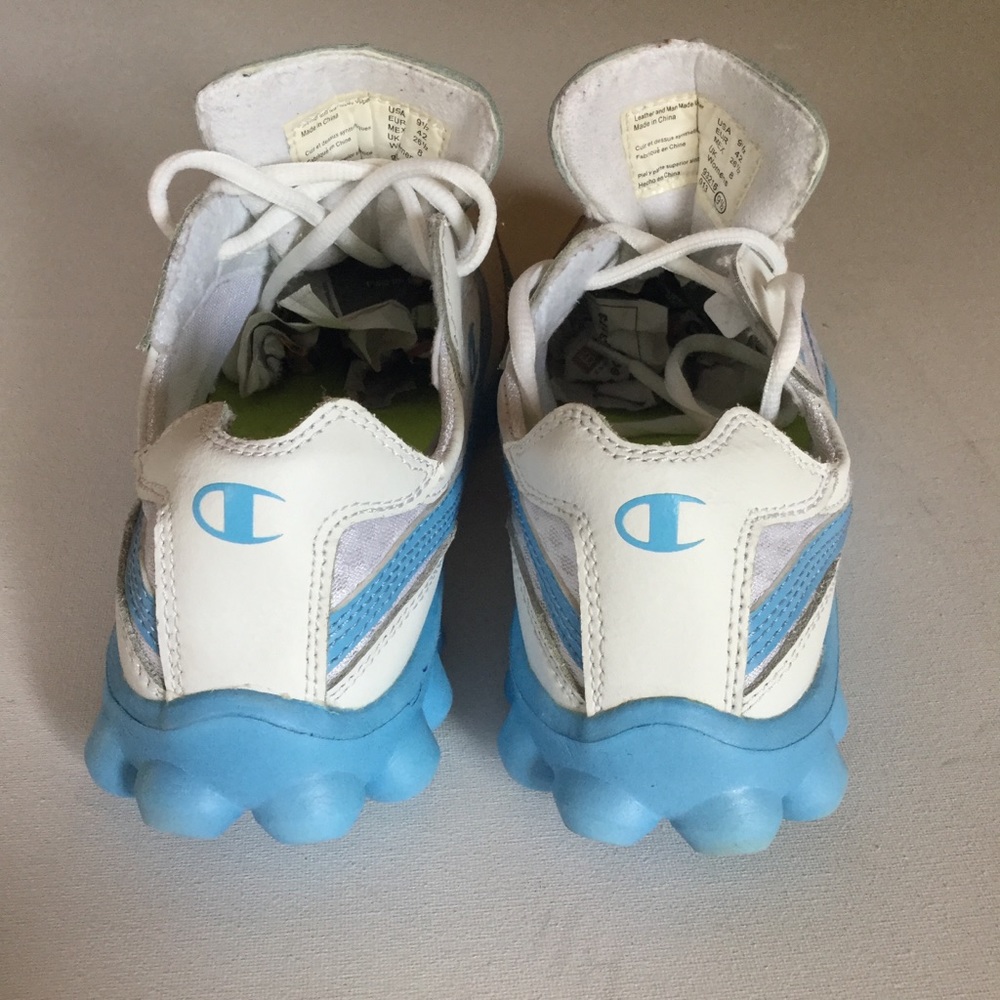 Champion, Lace Up Super Lightweight Running Shoes Size 9,5 - Picture 7 of 9